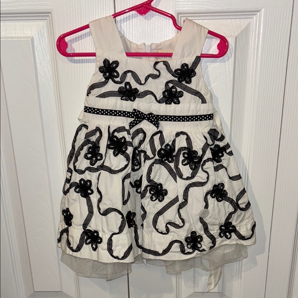 The Children's Place Black and White Formal dress size 18 months - Picture 2 of 8